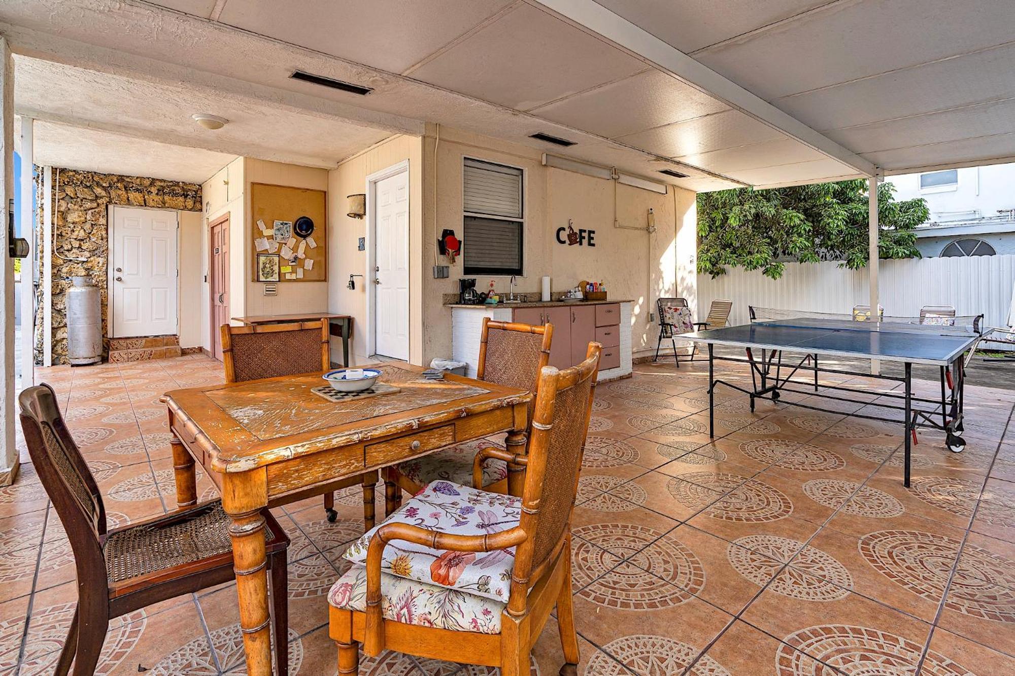 Private Room In Little Havana Miami Zewnętrze zdjęcie